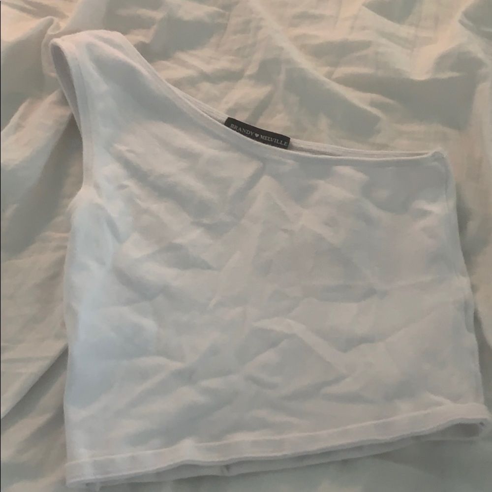 brandy one sleeve crop top